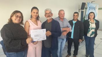 FOTOS - ENTREGAS DE CERTIFICADOS