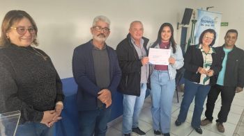 FOTOS - ENTREGAS DE CERTIFICADOS