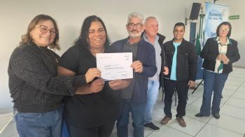 FOTOS - ENTREGAS DE CERTIFICADOS