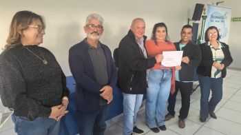 FOTOS - ENTREGAS DE CERTIFICADOS