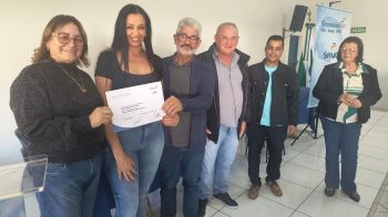 FOTOS - ENTREGAS DE CERTIFICADOS