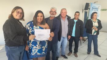 FOTOS - ENTREGAS DE CERTIFICADOS