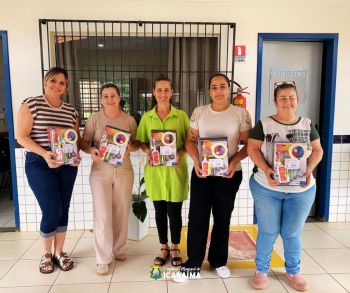 FOTOS - KITS ESCOLARES