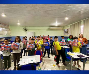 FOTOS - KITS ESCOLARES