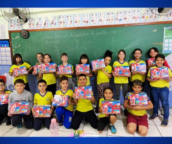 FOTOS - KITS ESCOLARES