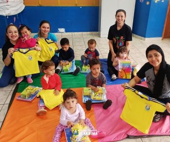 FOTOS - KITS ESCOLARES