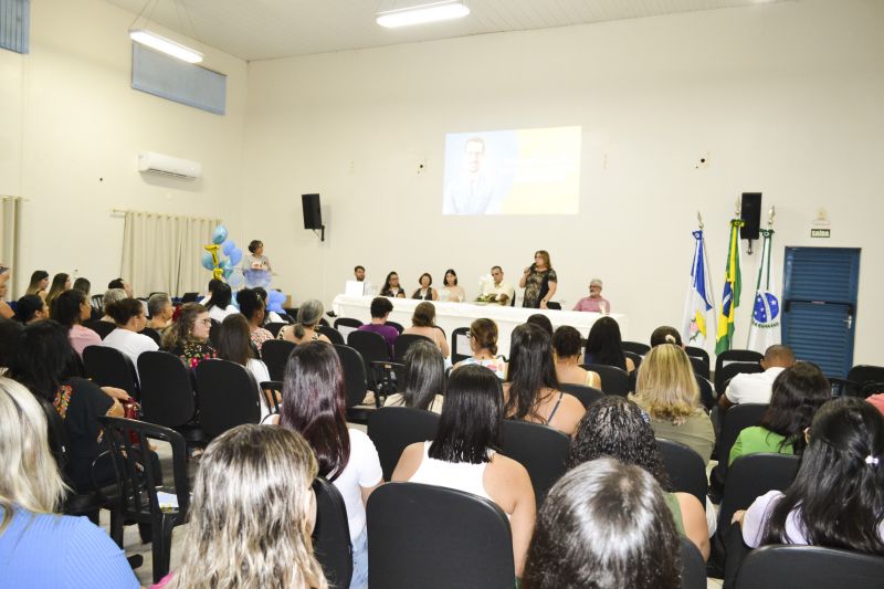 Palestra sobre o Transtorno do Espectro Autista com Prof. Fábio dos Santos Oliveira